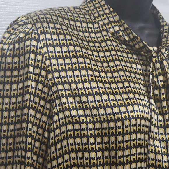 Peter Nygard Silk Tie Blouse - Picture 2 of 7